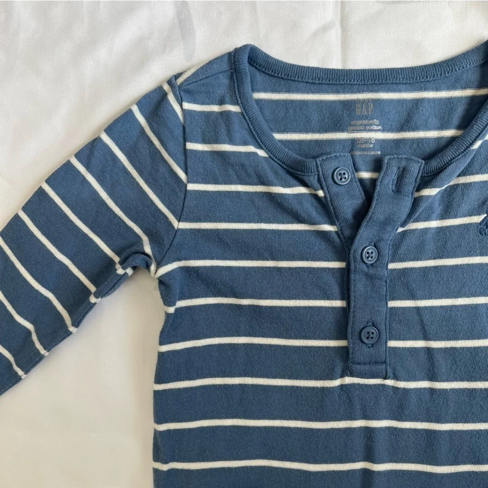 Baby Gap Blue and White Striped Kids Long Sleeve One Piece Size 12-18 Months